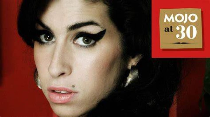Amy Winehouse: The Enigmatic Star and the Story Behind Losing a Tooth