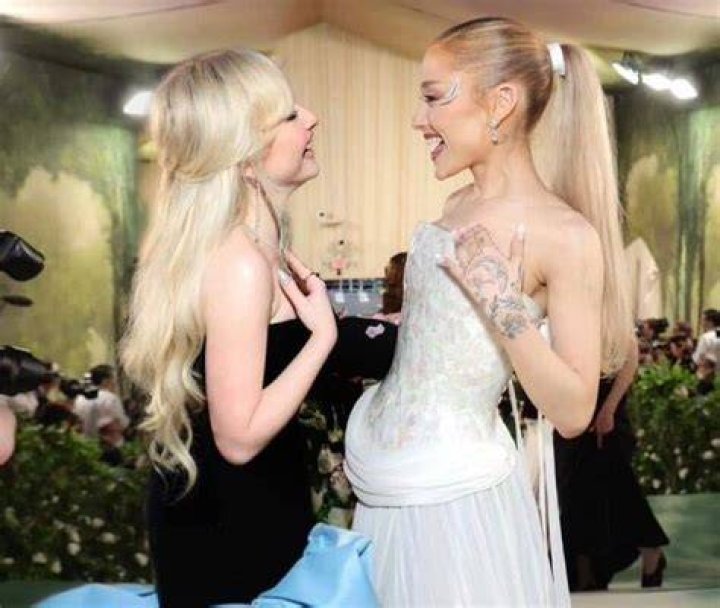 Ariana Grande and Sabrina Carpenter Height: A Comparison of Talented Stars