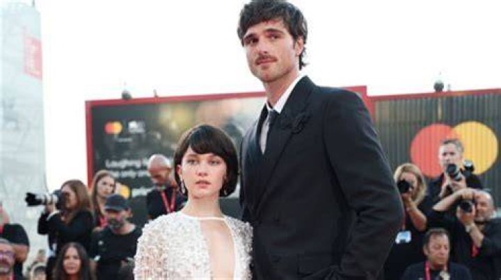 Cailee Spaeny Couple: A Deep Dive into Her Relationship Status and Insights