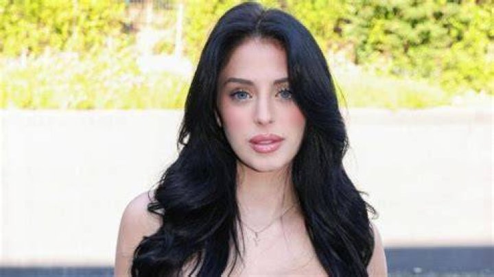 Camilla Araujo OnlyFans Videos: An In-Depth Look at Her Content and Impact