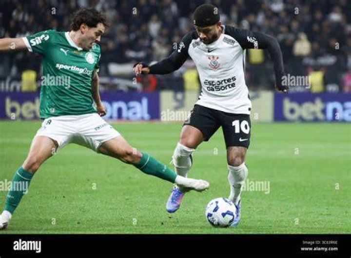 Corinthians Triumphs in Thrilling First Leg Against Palmeiras