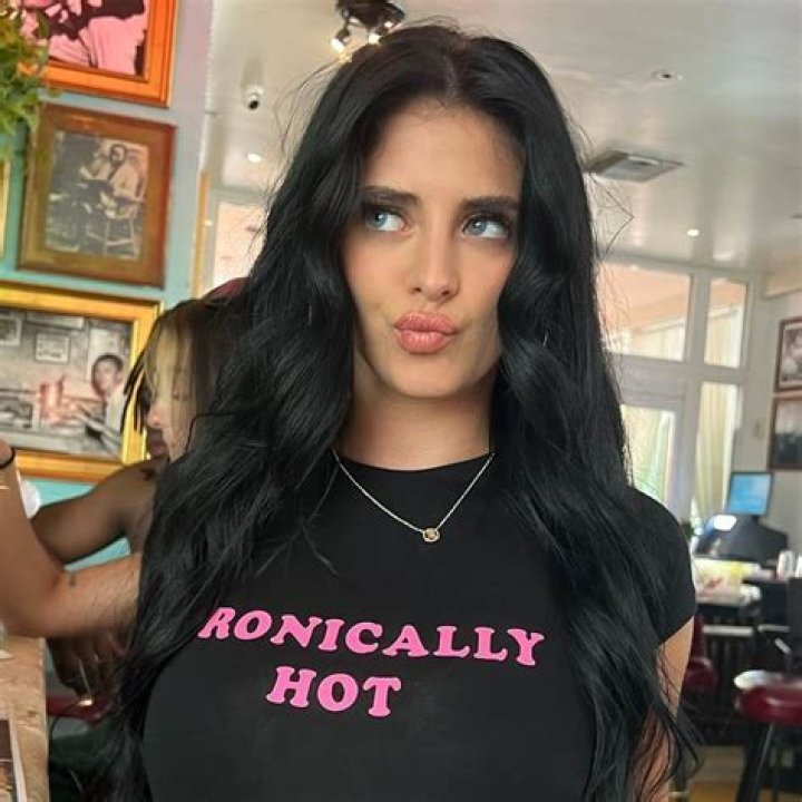 Discovering the Allure of Camila Araújo OnlyFans