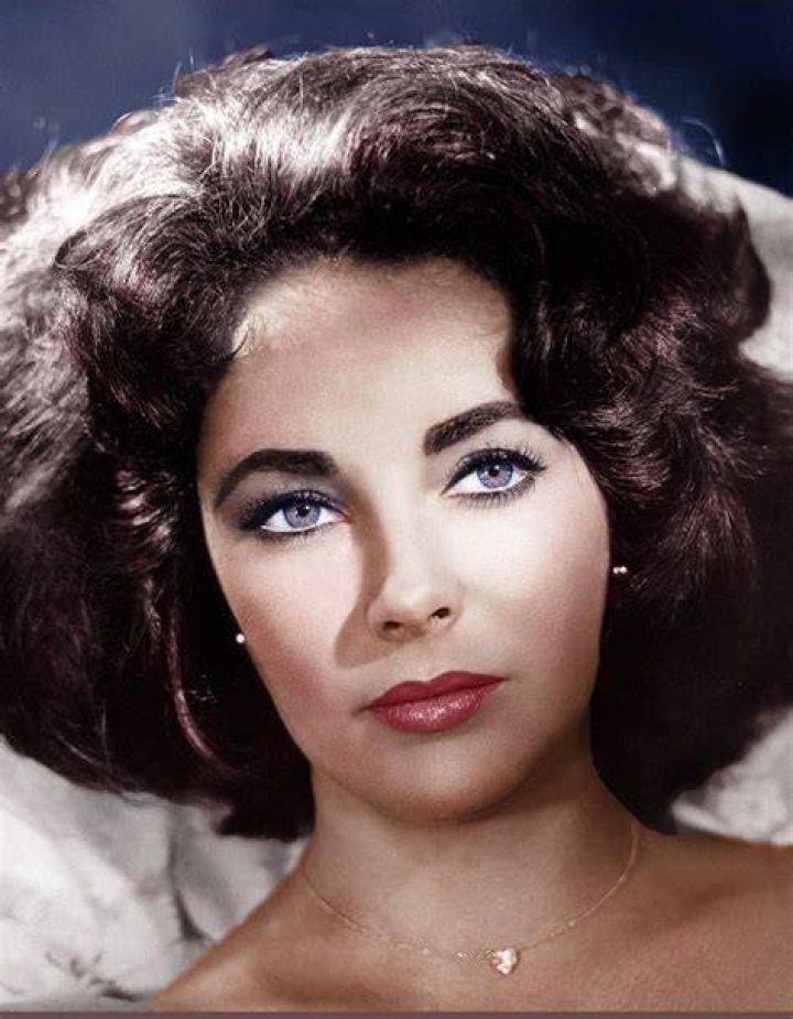 Elizabeth Taylor's Eyes: A Timeless Beauty Icon