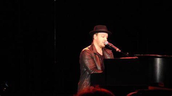 Exploring Gavin DeGraw's Relationship Journey