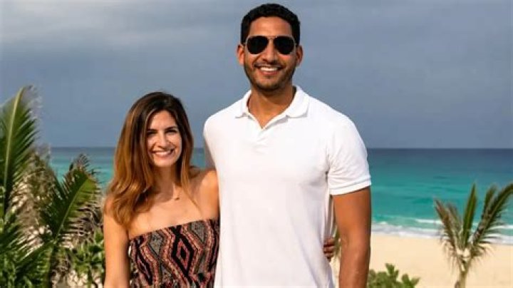 Exploring the Allure of Kaitlan Collins Beach Pictures