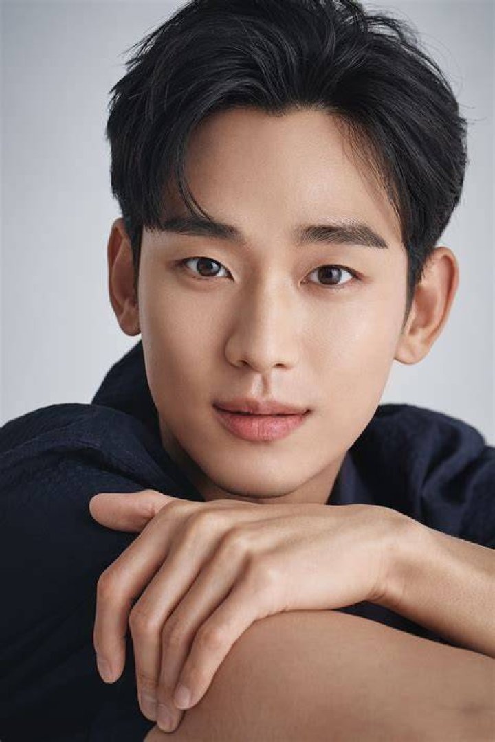 Kim Soo Hyun's Ideal Type: Unveiling the Preferences of a Heartthrob