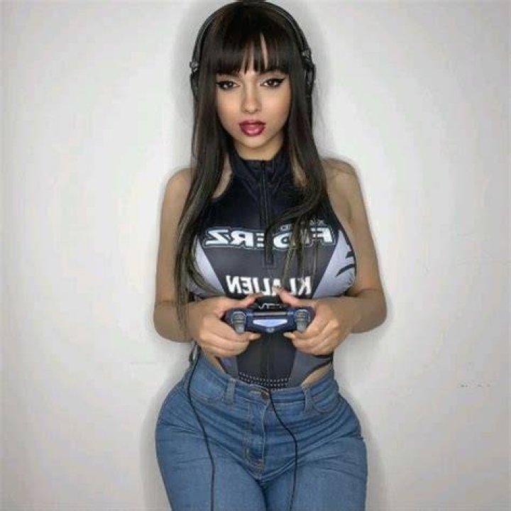 Lara-Diabla: The Enigmatic Persona of Modern Culture