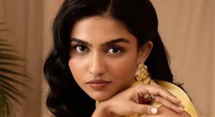 Mamitha Baiju: The Rising Star Behind Deephot.link