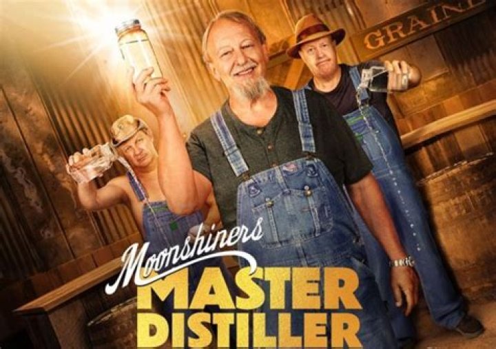 Moonshiners Staged: A Comprehensive Look into the World of Moonshine