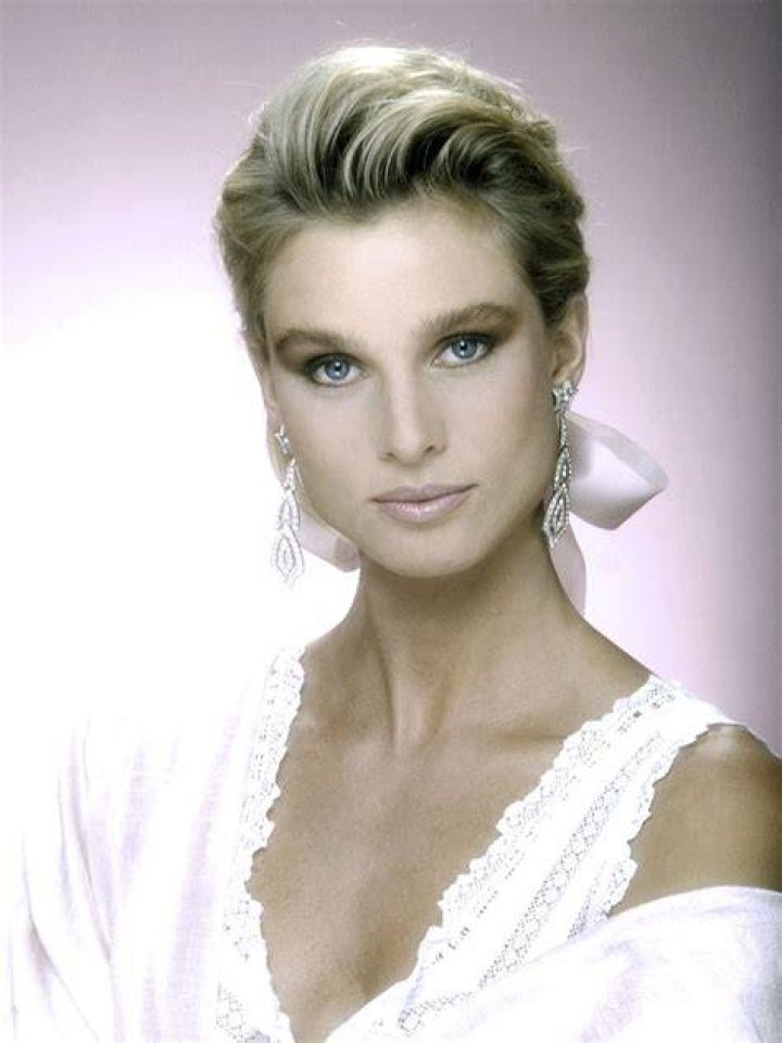 Nicollette Sheridan: A Closer Look at Her Journey in 2024