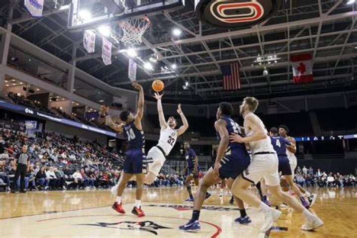 Omaha Men's Basketball: A Historic Journey to the NCAA Tournament