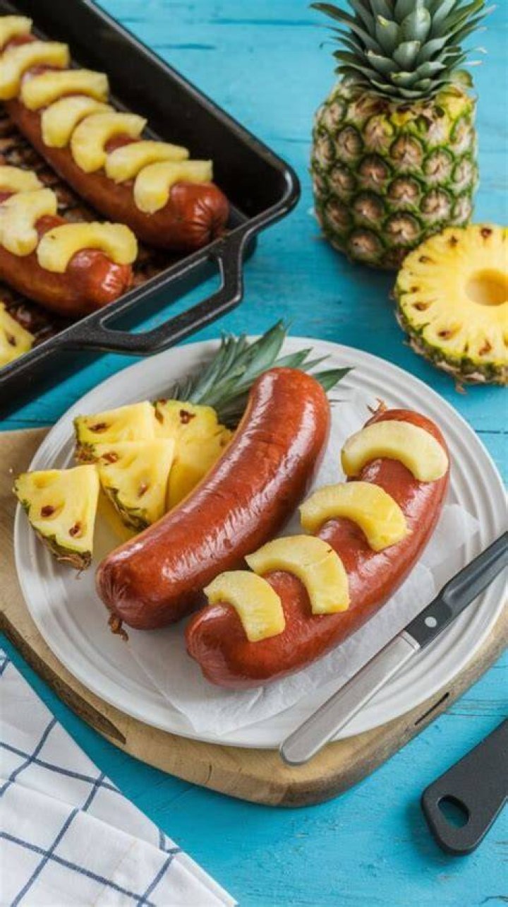 Pineapple Brat: The Ultimate Guide to This Unique and Flavorful Cuisine