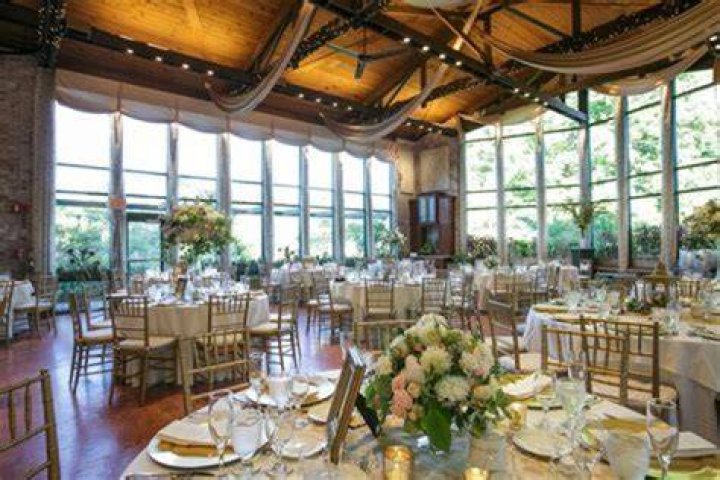Pond House Cafe: A Tranquil Escape for Foodies and Nature Lovers