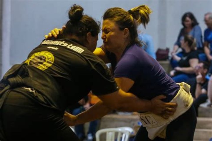Pregnant Wrestler: Breaking Stereotypes in the Ring