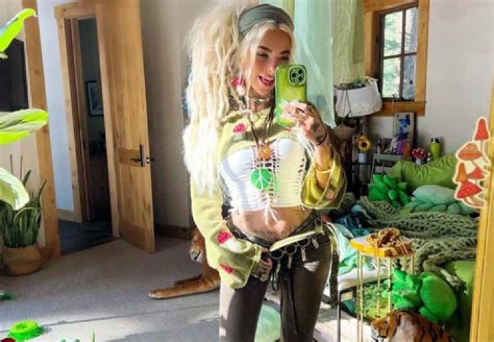 Shanin Blake: Unveiling the Allure of Her OnlyFans Journey