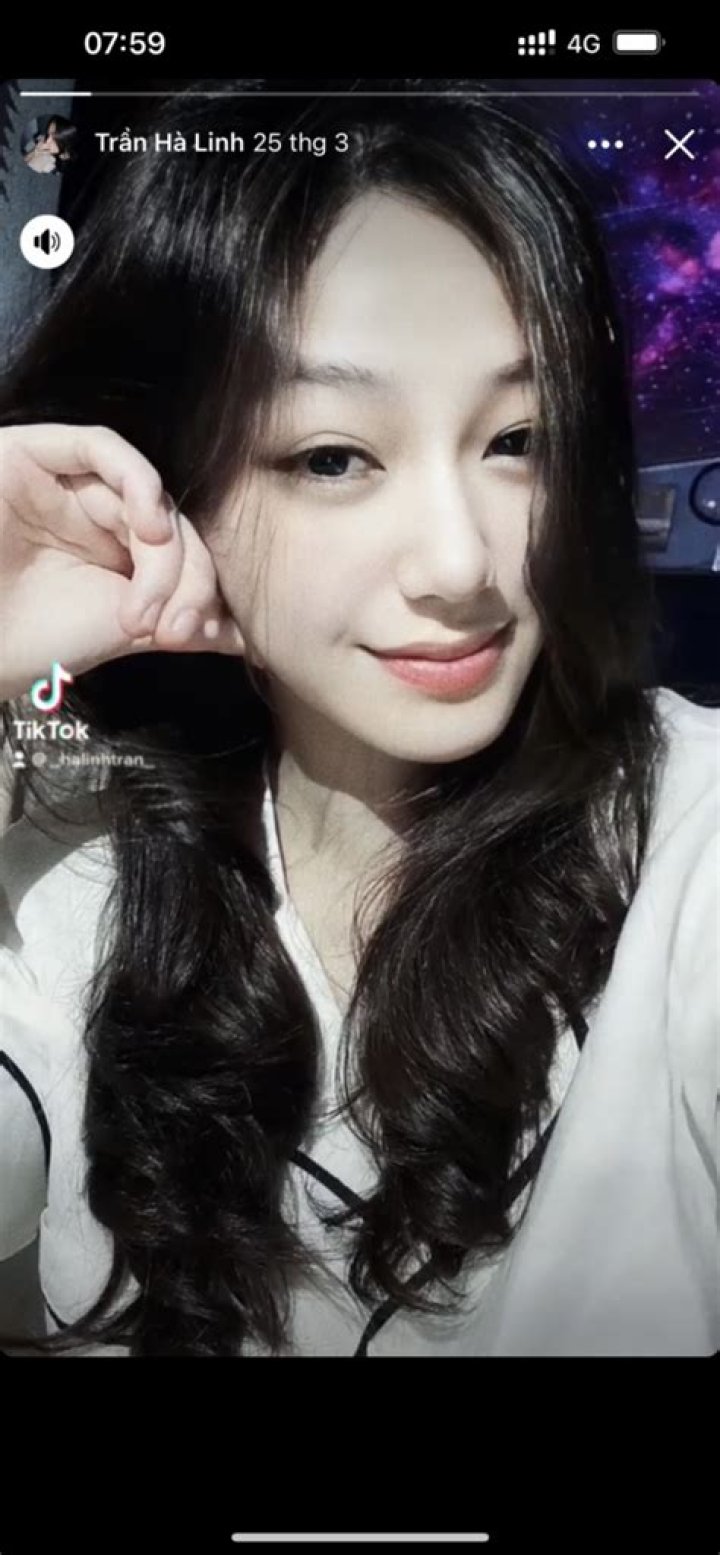 Trần H&agrave; Linh Clip Leak: Unveiling the Truth Behind the Viral Sensation