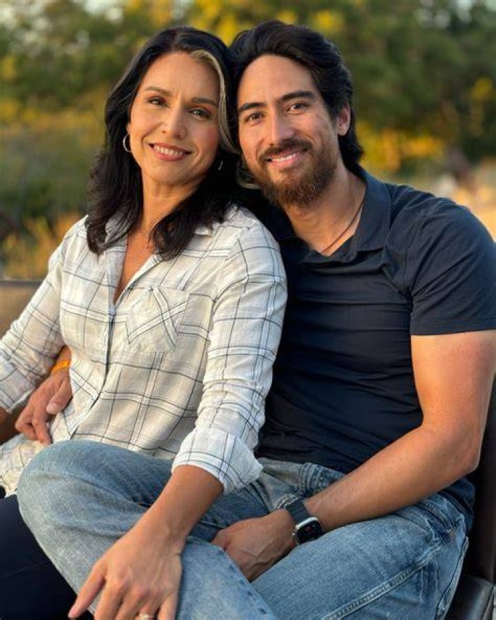 Tulsi Gabbard's Husband: A Look Into Their Relationship