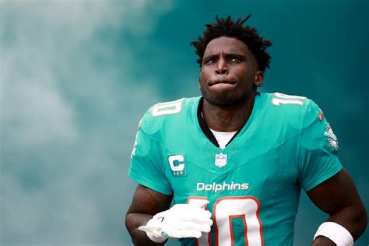 Understanding Tyreek Hill's Earnings: How Much Does He Make Per Game?