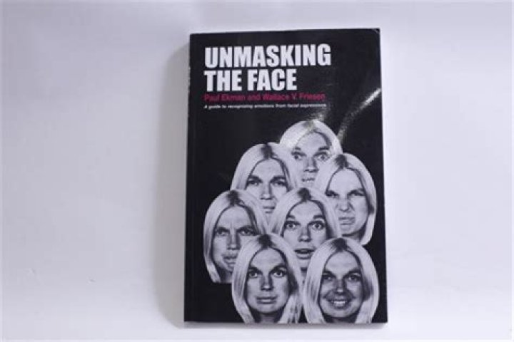 Unmasking the Phenomenon of Infulncersgonewild