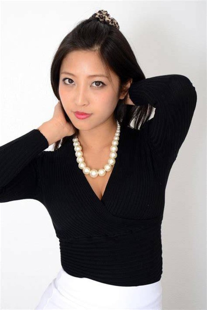 Unveiling the Charm of Sumire Mizukawa: A Rising Star in Japanese Entertainment