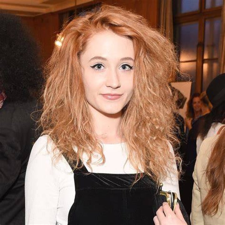 Unveiling the Musical Journey of Janet Devlin