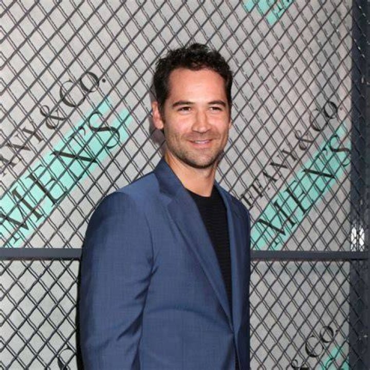 Unveiling the Talents of Manuel Garcia-Rulfo: A Rising Star in Hollywood