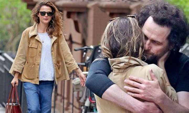When the Curtain Falls: The Keri Russell and Matthew Rhys Split